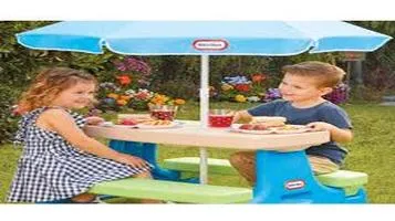 Little Tikes Easy Store Picnic Table