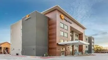 La Quinta Inn & Suites - Best Budget Hotel Chains in the US