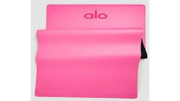 A Comprehensive Review of the Alo Yoga Warrior Mat