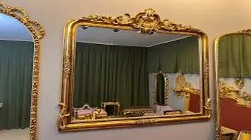 Antique Mirrors: Reflections on Timeless Beauty and Craftsmanship